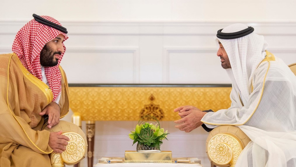 مقال تحليلي: أبوظبي توظف "القوة الناعمة "لإدارة خلافها مع السعودية