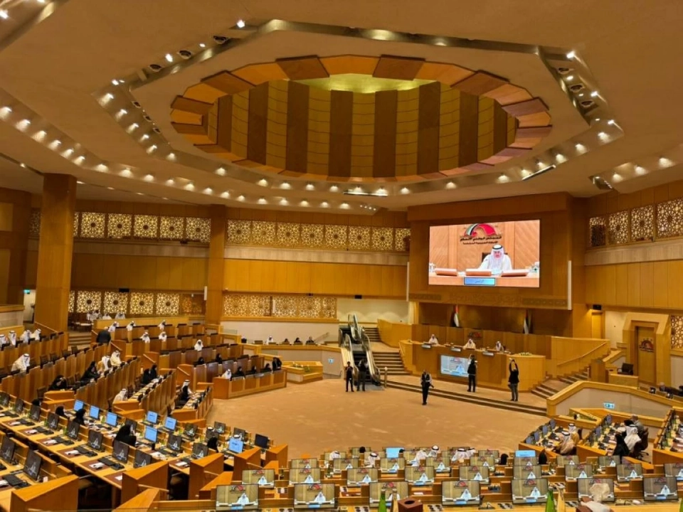 الوطني الاتحادي يدعو لتعزيز الهوية واللغة العربية.. وقانون جديد مرتقب ينظم حضورها