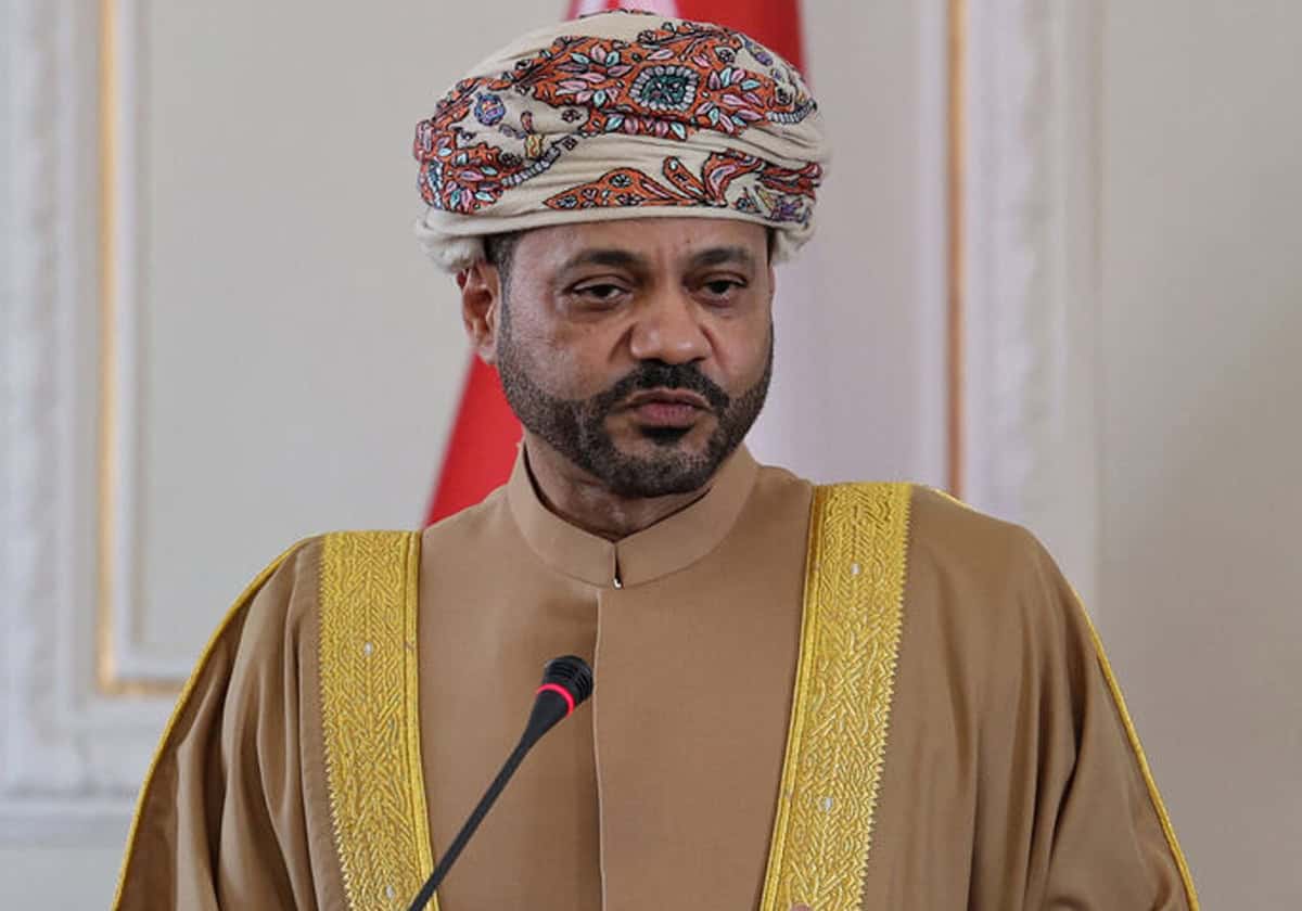 عُمان تعلن تنظيم رحلات لإجلاء الراغبين في مغادرة دول الخليج