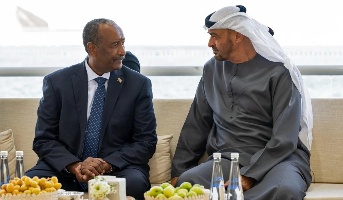 فايننشال تايمز: كيف بنت أبوظبي شبكة نفوذ تمتد من موانئ أفريقيا إلى حرب السودان؟