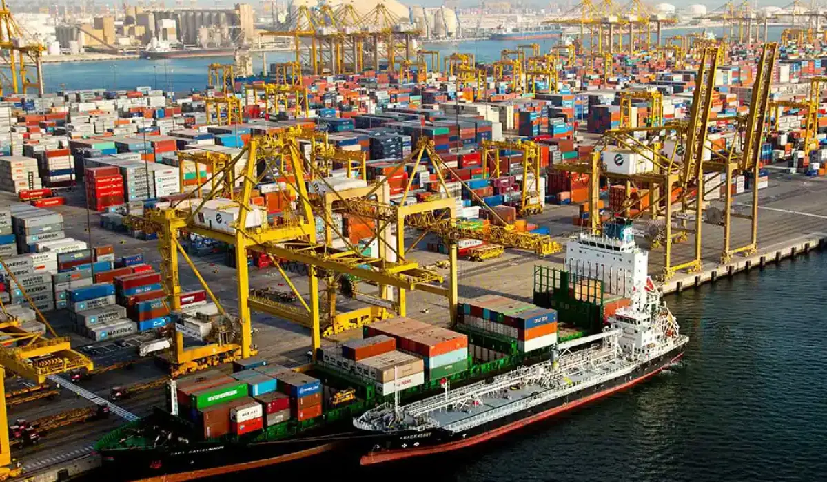 الحرب تضرب قلب نموذج دبي الاقتصادي.. جبل علي يواجه أزمة تتجاوز الميناء