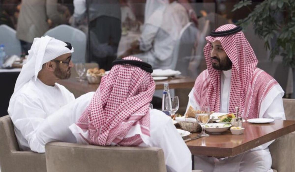 رويترز: السعودية تضع التحويلات المالية إلى الإمارات تحت رقابة مشددة