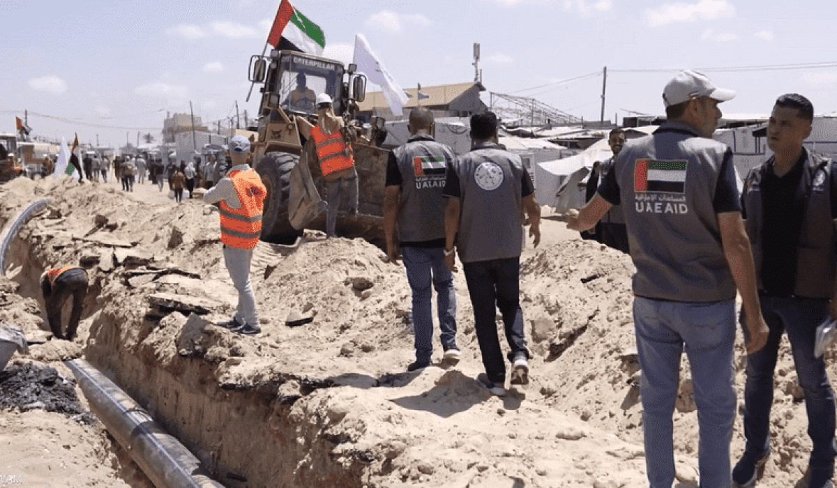 من الإغاثة إلى الأمن.. كيف انخرطت أبوظبي في ترتيبات إسرائيلية لإدارة غزة بعد الحرب؟