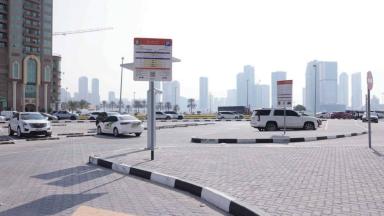حلول ذكية لتلبية الطلب المتزايد على المواقف العامة في الشارقة